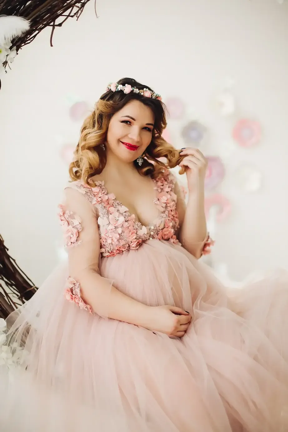 Baby Shower Makeup in Nagpur - Soft, Elegant & Mom-to-Be Glow (2026 Guide)