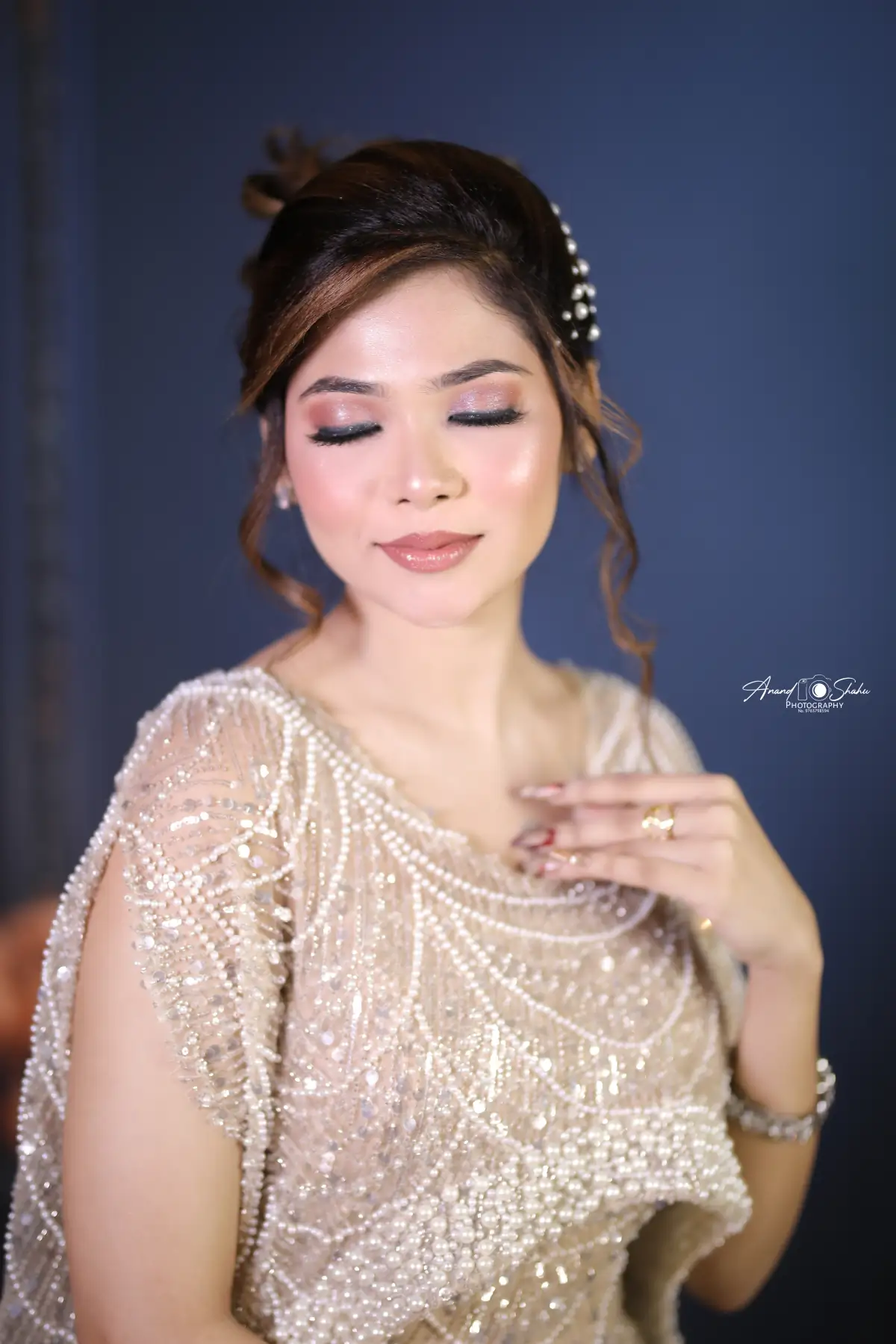 Outdoor ceremony bridal makeup Nashik