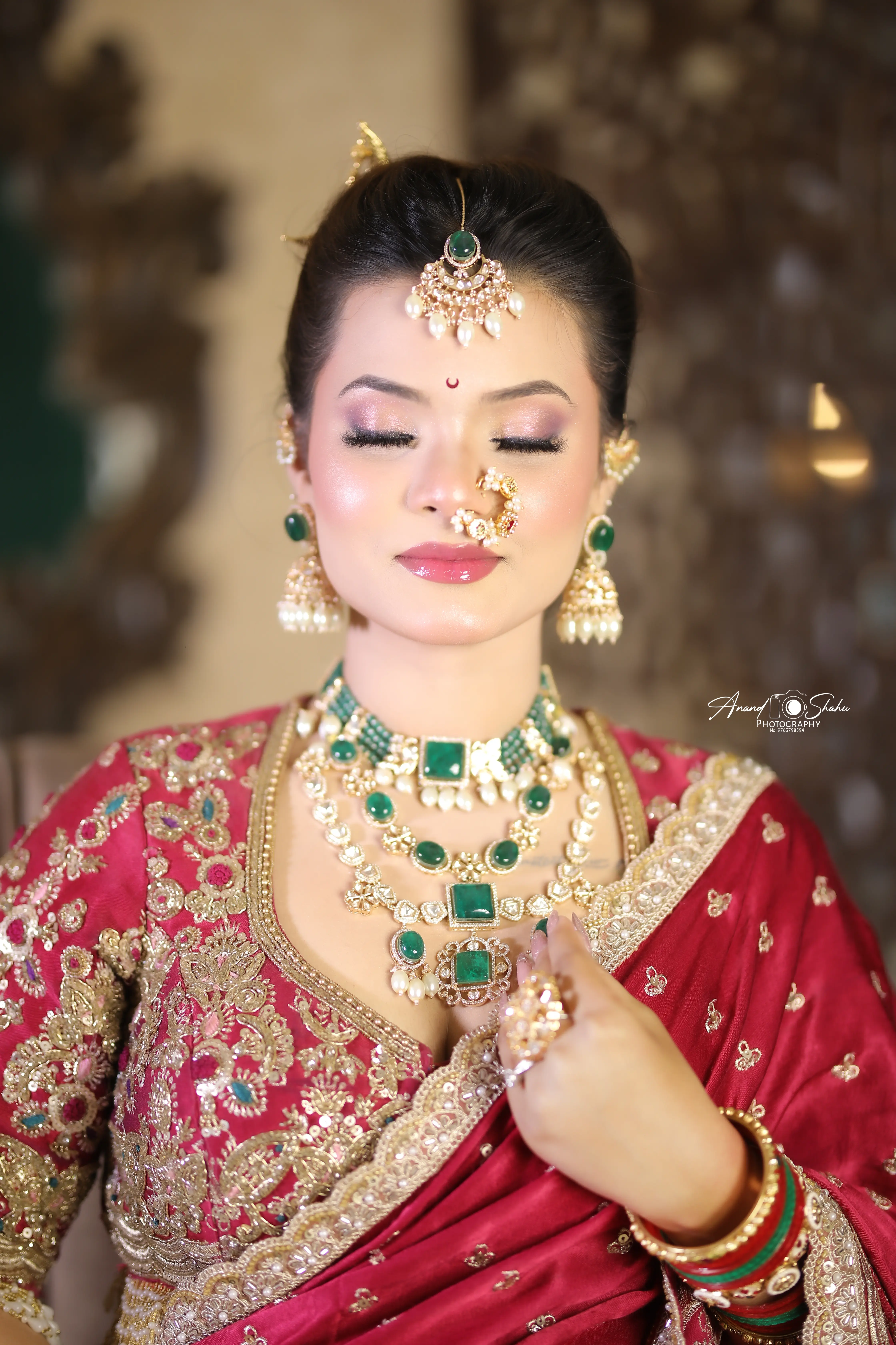 Maharashtrian bridal makeup with elegant hairstyle at 7 Mirrors Salon Nagpur